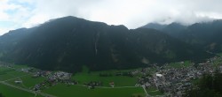 Archiv Foto Webcam Mayrhofen im Zillertal: Blick vom Gasthof Zimmereben 13:00
