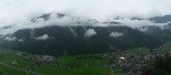 Archiv Foto Webcam Mayrhofen im Zillertal: Blick vom Gasthof Zimmereben 09:00