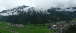 Archiv Foto Webcam Mayrhofen im Zillertal: Blick vom Gasthof Zimmereben 15:00