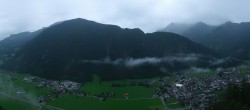 Archiv Foto Webcam Mayrhofen im Zillertal: Blick vom Gasthof Zimmereben 05:00