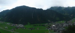 Archiv Foto Webcam Mayrhofen im Zillertal: Blick vom Gasthof Zimmereben 17:00