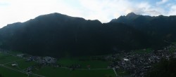 Archiv Foto Webcam Mayrhofen im Zillertal: Blick vom Gasthof Zimmereben 05:00