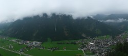 Archiv Foto Webcam Mayrhofen im Zillertal: Blick vom Gasthof Zimmereben 17:00
