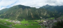 Archiv Foto Webcam Mayrhofen im Zillertal: Blick vom Gasthof Zimmereben 15:00
