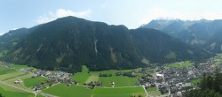 Archiv Foto Webcam Mayrhofen im Zillertal: Blick vom Gasthof Zimmereben 11:00