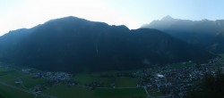 Archiv Foto Webcam Mayrhofen im Zillertal: Blick vom Gasthof Zimmereben 06:00