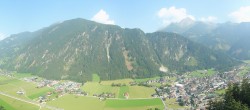 Archiv Foto Webcam Mayrhofen im Zillertal: Blick vom Gasthof Zimmereben 15:00