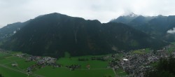 Archiv Foto Webcam Mayrhofen im Zillertal: Blick vom Gasthof Zimmereben 11:00