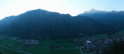 Archiv Foto Webcam Mayrhofen im Zillertal: Blick vom Gasthof Zimmereben 06:00