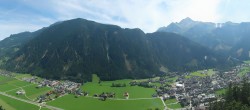 Archiv Foto Webcam Mayrhofen im Zillertal: Blick vom Gasthof Zimmereben 11:00