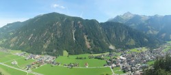 Archiv Foto Webcam Mayrhofen im Zillertal: Blick vom Gasthof Zimmereben 13:00
