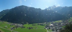 Archiv Foto Webcam Mayrhofen im Zillertal: Blick vom Gasthof Zimmereben 09:00