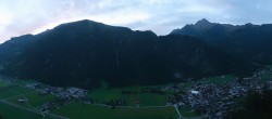Archived image Webcam Mayrhofen im Zillertal: Zimmereben 04:00