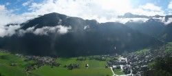 Archived image Webcam Mayrhofen im Zillertal: Zimmereben 09:00