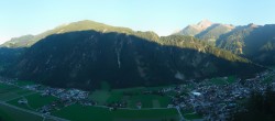 Archived image Webcam Mayrhofen im Zillertal: Zimmereben 17:00