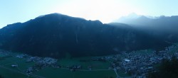 Archiv Foto Webcam Mayrhofen im Zillertal: Blick vom Gasthof Zimmereben 07:00
