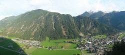 Archiv Foto Webcam Mayrhofen im Zillertal: Blick vom Gasthof Zimmereben 15:00