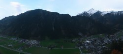 Archiv Foto Webcam Mayrhofen im Zillertal: Blick vom Gasthof Zimmereben 15:00