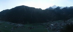 Archiv Foto Webcam Mayrhofen im Zillertal: Blick vom Gasthof Zimmereben 06:00