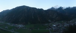 Archiv Foto Webcam Mayrhofen im Zillertal: Blick vom Gasthof Zimmereben 15:00