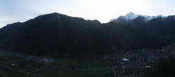 Archiv Foto Webcam Mayrhofen im Zillertal: Blick vom Gasthof Zimmereben 06:00