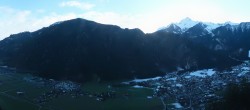Archiv Foto Webcam Mayrhofen im Zillertal: Blick vom Gasthof Zimmereben 08:00