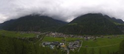 Archiv Foto Webcam Blick auf Längenfeld 11:00