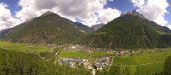 Archiv Foto Webcam Blick auf Längenfeld 13:00