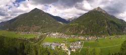 Archiv Foto Webcam Blick auf Längenfeld 15:00