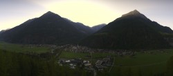 Archiv Foto Webcam Blick auf Längenfeld 05:00