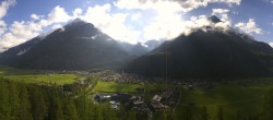Archiv Foto Webcam Blick auf Längenfeld 07:00