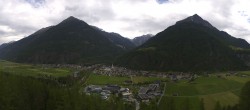 Archiv Foto Webcam Blick auf Längenfeld 11:00