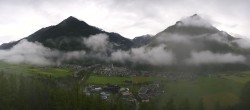 Archiv Foto Webcam Blick auf Längenfeld 05:00