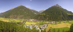 Archiv Foto Webcam Blick auf Längenfeld 13:00