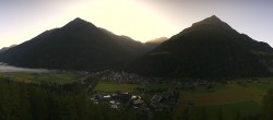 Archiv Foto Webcam Blick auf Längenfeld 05:00