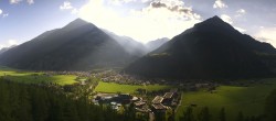 Archiv Foto Webcam Blick auf Längenfeld 07:00