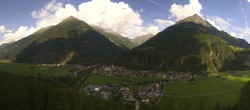 Archiv Foto Webcam Blick auf Längenfeld 15:00