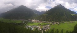 Archiv Foto Webcam Blick auf Längenfeld 13:00