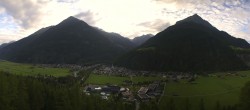 Archiv Foto Webcam Blick auf Längenfeld 05:00