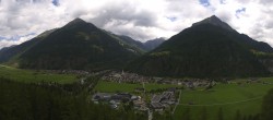 Archiv Foto Webcam Blick auf Längenfeld 13:00