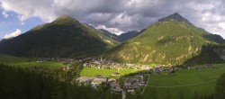 Archiv Foto Webcam Blick auf Längenfeld 17:00