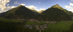 Archiv Foto Webcam Blick auf Längenfeld 17:00