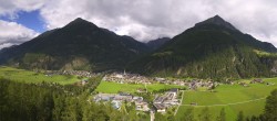 Archiv Foto Webcam Blick auf Längenfeld 15:00