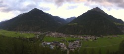 Archiv Foto Webcam Blick auf Längenfeld 19:00