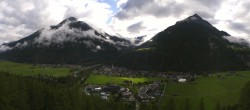 Archiv Foto Webcam Blick auf Längenfeld 07:00
