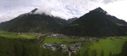 Archiv Foto Webcam Blick auf Längenfeld 11:00
