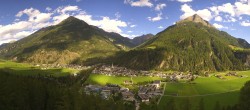 Archiv Foto Webcam Blick auf Längenfeld 15:00