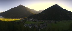 Archiv Foto Webcam Blick auf Längenfeld 07:00