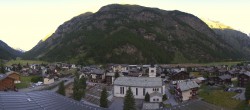 Archiv Foto Webcam Täsch im Mattertal 06:00