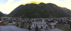Archiv Foto Webcam Täsch im Mattertal 07:00